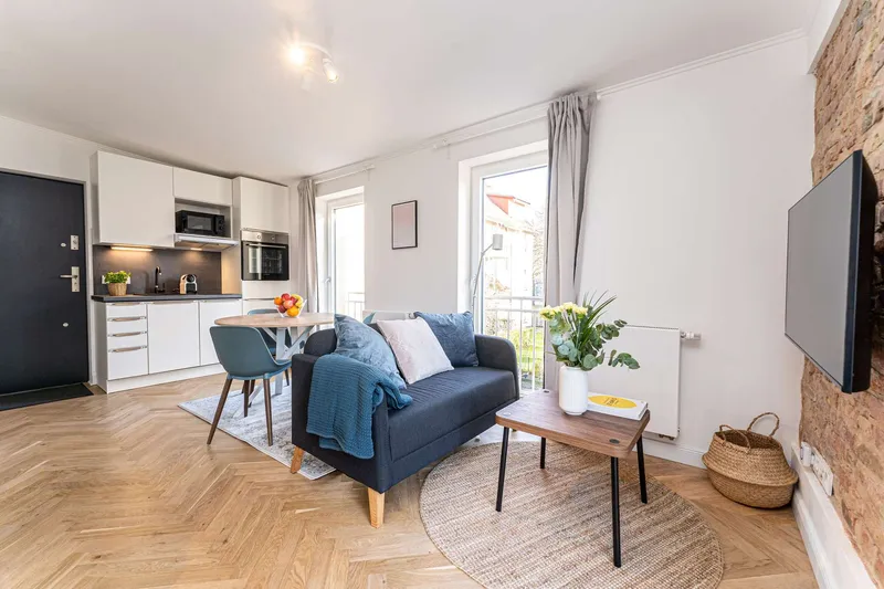 Completely renovated studio apartment with garden in a new building in Berlin — photo 1